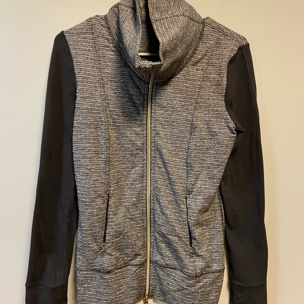 Lululemon jacket -Size 4
